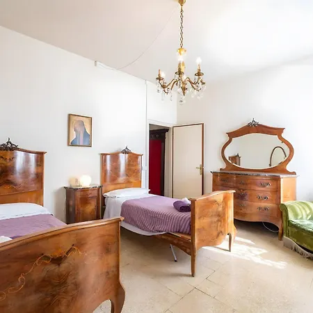 Apartament Casa Lella *